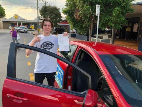 Mohsen-Driving-School-Gallery-33